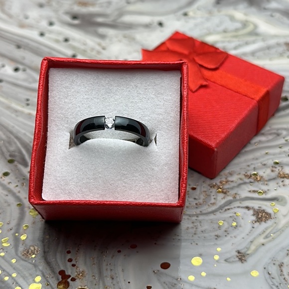 3mn Black Band with Cubic Zirconia, Ring, Jewelry - Picture 2 of 4